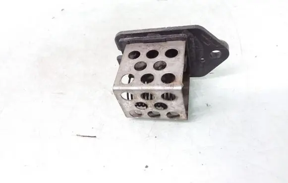 Peugeot 307 Coolant fan relay 9641212480