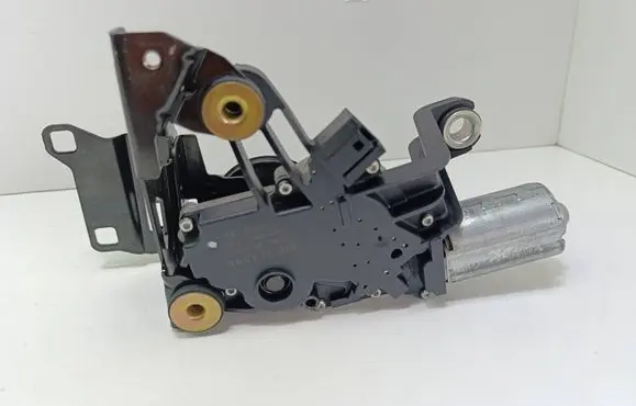 BMW 5 E60 E61 Rear window wiper motor 0390201597