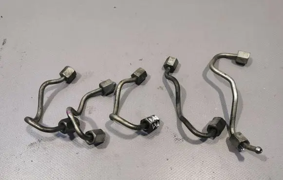 Toyota Auris E180 Fuel injector supply line/pipe 