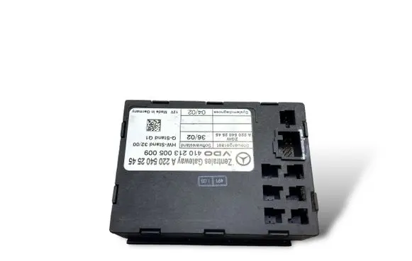 Mercedes-Benz S W220 Gateway control module A2205402545 K5510
