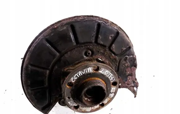 Front wheel hub spindle knuckle