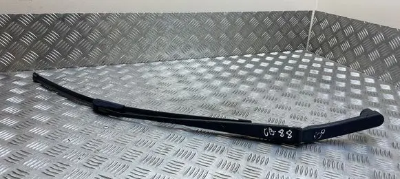 Subaru Forester SJ Front wiper blade arm