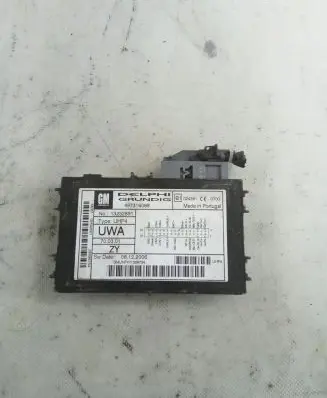 Opel Astra H Bluetooth control unit module 13252891