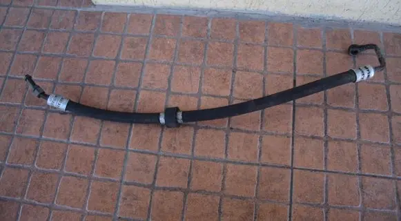 Mercedes-Benz E W210 Power steering hose/pipe/line 2104661681