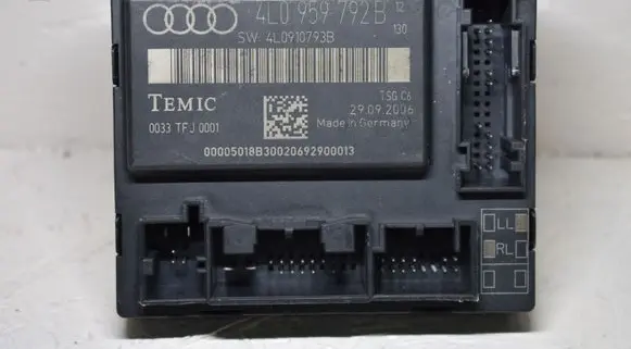 Audi Q7 4L Door control unit/module 4L0959792B