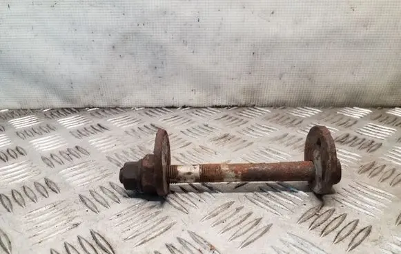 Toyota Land Cruiser (J120) Rear suspension camber bolt 