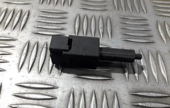 Nissan Primera Brake pedal sensor switch