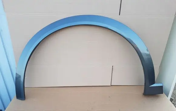 Audi e-tron Front arch trim 