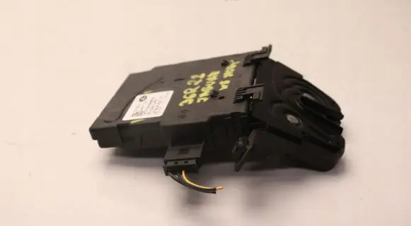 Jaguar XE Tailgate/trunk/boot lock/catch/latch 