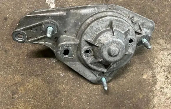 Audi A8 S8 D2 4D Coil spring mount 4D0412391E