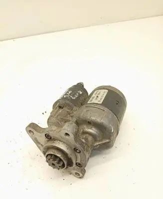 Skoda Fabia Mk1 (6Y) Starter motor 047911023G 443115141331
