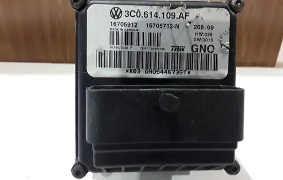 Volkswagen PASSAT B6 ABS Pump 3C0614109AF