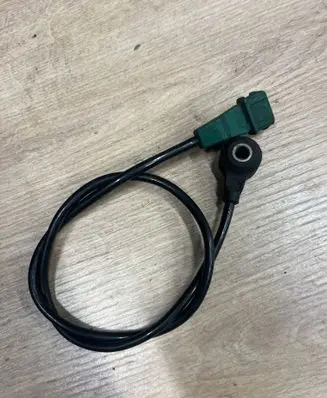 Audi A4 S4 B5 8D Detonation knock sensor 5WM1511