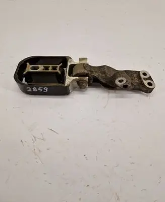 Volvo V40 Engine mount bracket 31359652