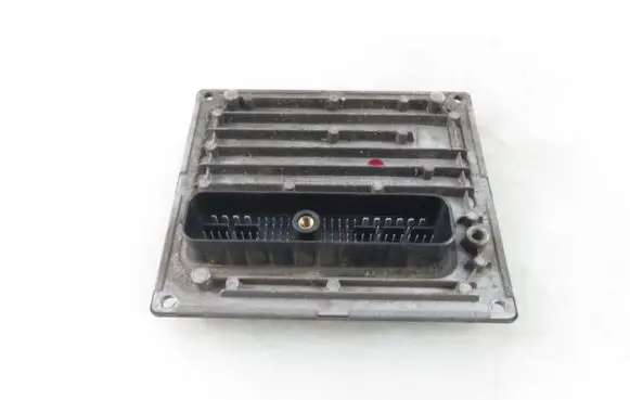Ford Focus Engine control unit/module S118934101F 4M5112A650HF