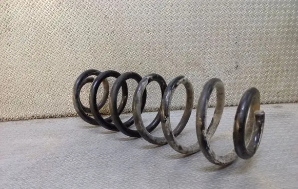 Volkswagen Touran I Rear coil spring