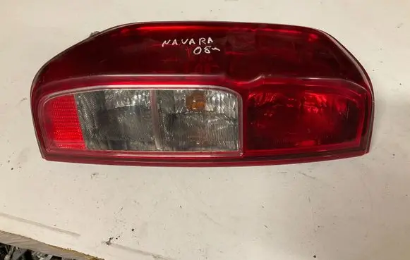 Nissan Navara D40 Rear/tail lights