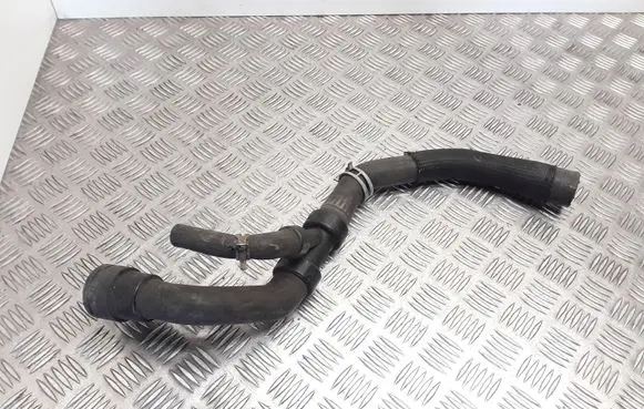 Ford Mondeo MK IV Engine coolant pipe/hose S8000102