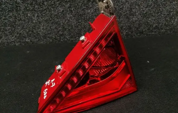 Audi A7 S7 4G Tailgate rear/tail lights 4G8945094