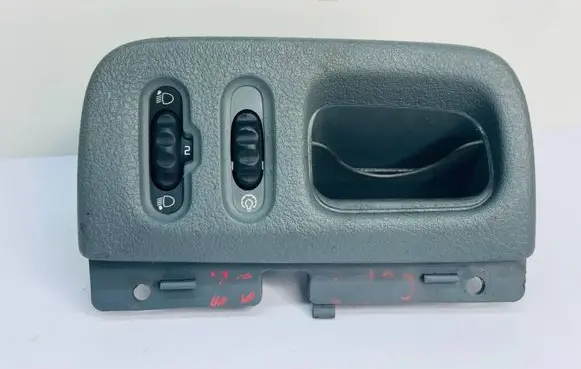 Renault Megane I Headlight level height control switch 7700416950