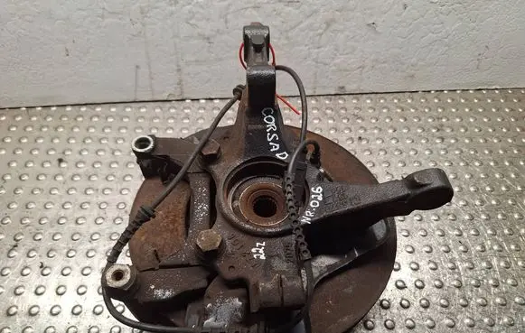 Opel Corsa D Front wheel hub spindle knuckle S14784026 55703153