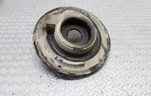 Coil spring mount