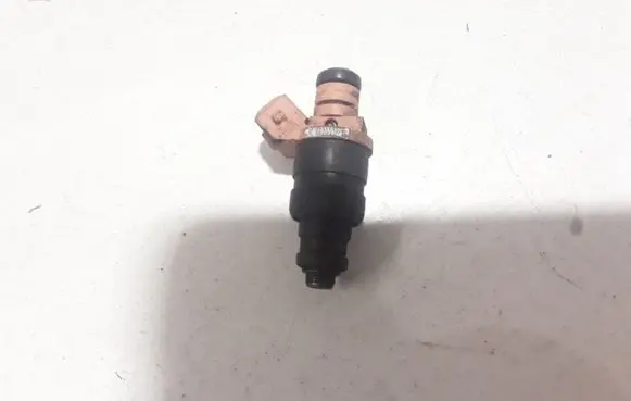Audi A6 S6 C5 4B Fuel injector 078133551BL