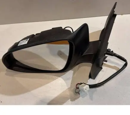 Toyota Yaris Front door electric wing mirror 879400DB20