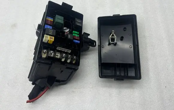 Volkswagen T-Roc Fuse box set 5Q0907361G 5Q0937132A