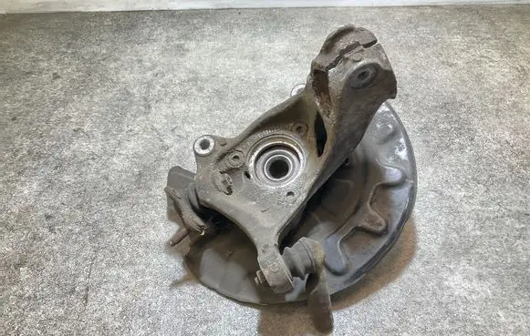 Skoda Octavia Mk3 (5E) Front wheel hub spindle knuckle 5Q0407258A