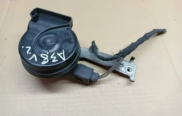 Audi A3 S3 8V Horn signal 5Q0951221A 0354214