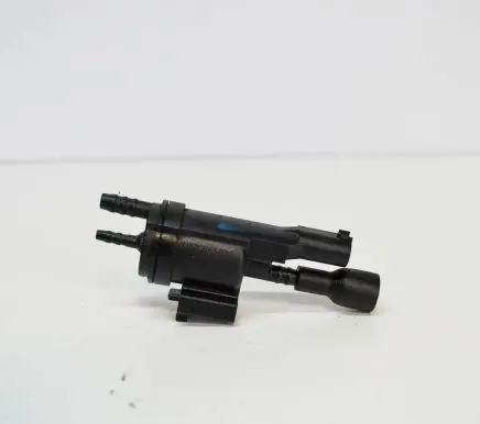 Mercedes-Benz CLA C117 X117 W117 Turbo solenoid valve 0025407097