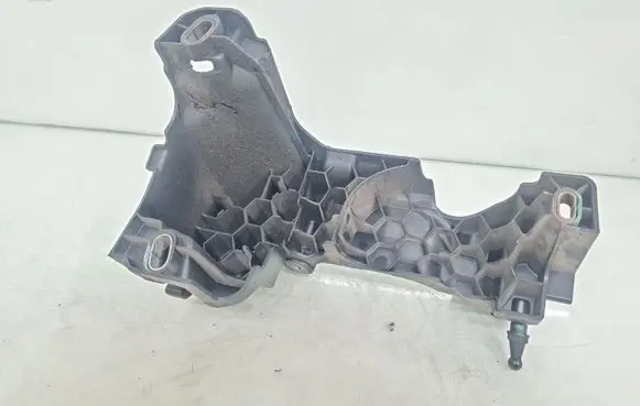 Ford Kuga I Other engine bay part 9674482280