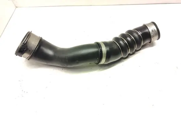 BMW 3 E90 E91 Intercooler hose/pipe 8511739 8511756 11618511756