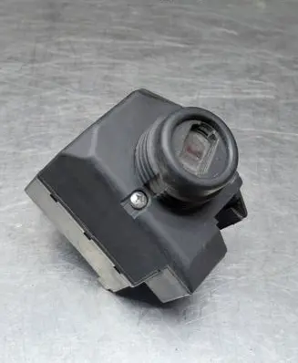 Mercedes-Benz CLK A208 C208 Ignition lock 2105450008