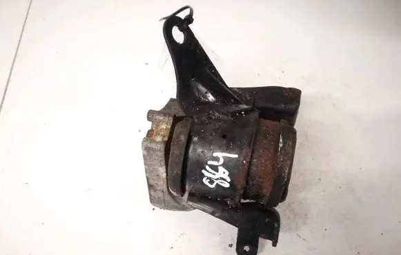 Engine mount bracket