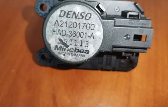 Renault Master III Air flap motor/actuator A21201700 HAD36001A