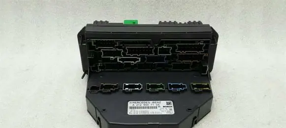 Mercedes-Benz E C207 W207 Fuse box set A2129007104