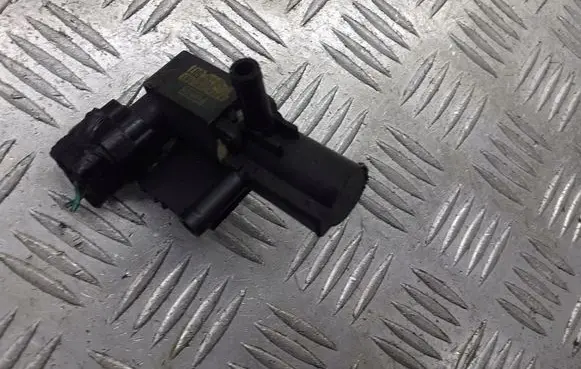 Mazda 2 Valve vacuum 