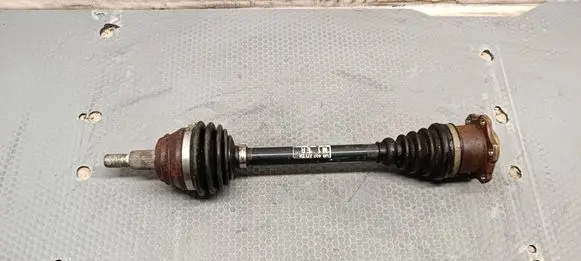 Audi TT Mk1 Front driveshaft 1J0407417Q
