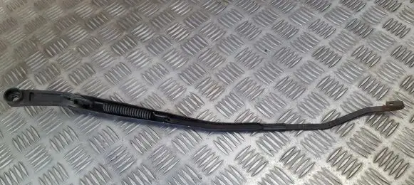 Hyundai Sonata Front wiper blade arm 226tcj