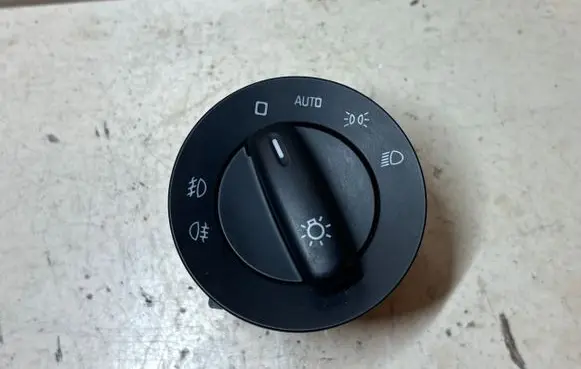 Skoda Yeti (5L) Light switch 5L0941431E