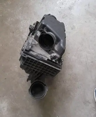 Citroen C6 Air filter box 9683955980