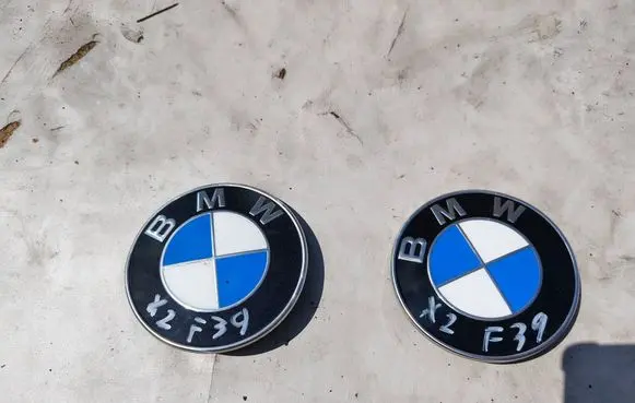 BMW X2 F39 Manufacturers badge/model letters 744139 7463714