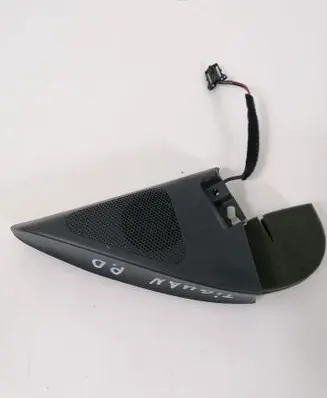 Front door high frequency speaker