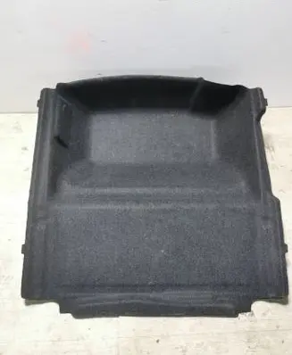 Trunk/boot floor carpet liner