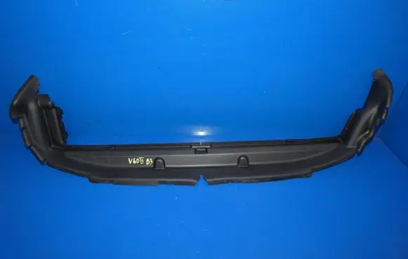 Volvo V60 Intercooler air guide/duct channel 31455591