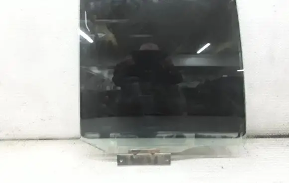 Ford Explorer Rear door window glass