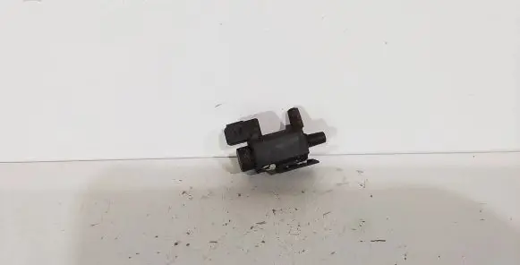 BMW 5 E60 E61 Turbo solenoid valve 72234100