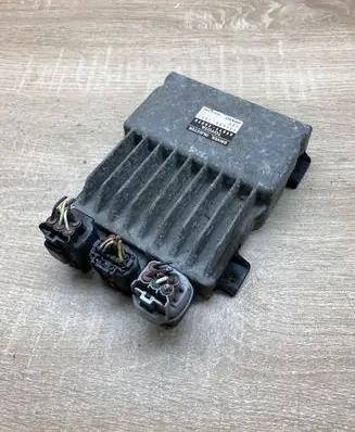 Toyota Avensis Verso Injection control unit/module 8987120070 1310001371